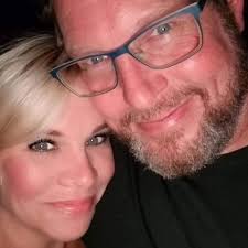 Fundraiser by Jillian McHood : Send Mel some love! ❤️