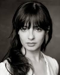 Laura Donnelly is a Northern Irish actress born 20 August 1982 in Belfast  UK . She is a great actress who plays Jenny Murray, a loving wife to Ian  Murray, a mother