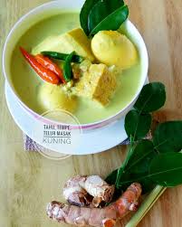 3 butir telur rebus yg dikupas dan disayat2 5 kotak tahu putih 1 papan tempe yg. Just Cooking Completed Tahu Tempe Telur Bumbu Kuning Wattpad