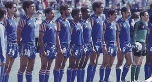 حاطين مبارة #منتخب_البحرين و #منتخب_الكويت في #البحرين_لول عاد اختي تقولي تصدق محمودو قبل هالمباراه اخوانك ينتظرونها و نحط المكسرات و الشاي عشان انشوفها و صراخ و. Ù…ÙˆÙ†Ø¯ÙŠØ§Ù„ Ø§Ù„Ø´Ø±Ù‚ Ø§Ù„ÙƒÙˆÙŠØª 82 Ø£Ø¯Ø§Ø¡ Ø¬ÙŠØ¯ ÙˆÙ„Ù‚Ø·Ø© Ø·Ø±ÙŠÙØ© Ø±Ù…Ø¶Ø§Ù† 2021 Ø§Ù„ÙˆØ·Ù†