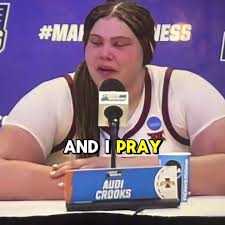 Before every game Audi Crooks prays and seeks guidance from her father who  passed away 🙏 🎥 @goodmansport on X #audicrooks #ncaawbb #marchmadness