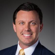 Robert Hormell's Instagram, Twitter & Facebook