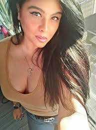 Bethania Rivas's Instagram, Twitter & Facebook