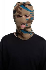Soft and the stretch makes for a great fit. Clean Ski Mask Skully