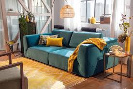 Petrolfarbe Die Trendfarbe Zum Einrichten In 2020 Haus Wohnzimmer Wohnzimmer Design Und Wohnung Wohnzimmer