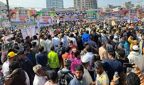 টঙ্গীতে মহাসড়ক দখল করে বিএনপির সমাবেশ, যাত্রীদের ভোগান্তি | প্রথম আলো