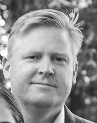 Jennifer Ogan's Instagram, Twitter & Facebook