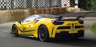 Mas não são os ferrari novos os mais caros, são os ferrari antigos que muitas vezes valem milhões. Siracusa 4xx Mansory