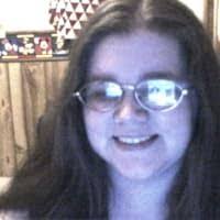 Lori Duron's Instagram, Twitter & Facebook