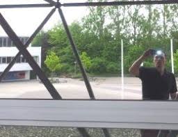 Spionfolie Sichtschutz Fur Fenster Durch Verspiegelung Mit Spiegelfolien