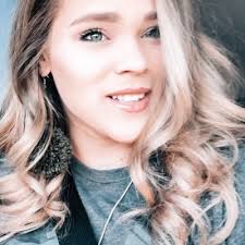 Heidi Miranda (@heidi_mirandaa)