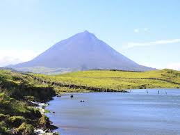 When you turn it on, the machine greets you with a commandline, a suite of cartridge creation tools, and an online cartridge browser called splore. Azores The Eight Best Things To Do In Pico