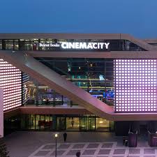 Enjoy the widest selection of shopping, dining, children's entertainment and cinema experiences at city centre beirut. Beirut Souks Entertainment