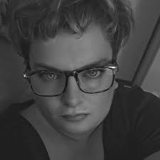 Tu hai anche più anni": lo scontro di fuoco al Grande Fratello tra Katia  Ricciarelli e Carmen Russo. #KatiaRicciarelli #carmenrusso #grandefratello  #gf #tv