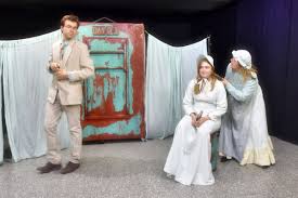 Enikő and zsolt's wedding dance was choreographed featuring the hungarian version of romeo and juliet. Romeo And Juliet