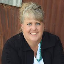 Rhonda Weir's Instagram, Twitter & Facebook