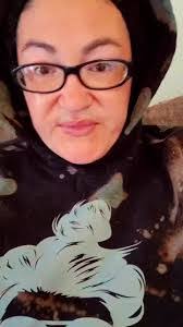 Kelly Westgate's Instagram, Twitter & Facebook