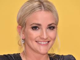 Jamie lynn spears has withdrawn her petition to serve as trustee of big sister britney spears' estate, after a los angeles, calif. Jamie Lynn Spears Prays To End This Bull S In Cryptic Post Following Latest Conservatorship Update The Independent