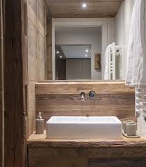 Chalet In Megeve Bathroom Interior Design Interieur Salle De Bain Idee Salle De Bain Salles De Bains Rustiques