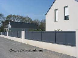 Les Portails Et Clotures Aluminium Innov Ouverturesinnov Ouvertures Cloture Maison Portail Et Cloture Amenagement Jardin Cloture