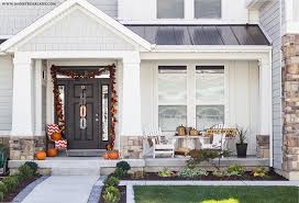 Only then the house will look like not just a structure made of stone and concrete, but a comfortable and cozy dwelling in which. Farmhouse Halloween Front Porch Decor Honeybear Lane
