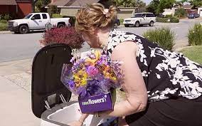 Maybe you would like to learn more about one of these? 1 800 Flowers Taps Robot For Mother S Day Deliveries 05 12 2017