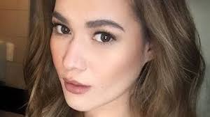 Phylbert angelli ranollo, better known by her stage name bea alonzo, is a filipino actress, model and former singer. Hairstyle Of Bea Alonzo Youtube