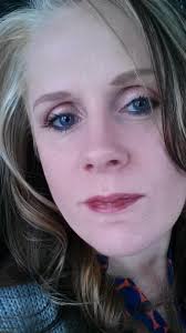 May u continue looking that beautiful even after Christmas. Cos i couldn't  recognise some people from park yesterday. 🌟🎄💫