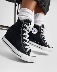Women's Classic Chuck Taylor Shoes. Converse.com