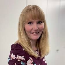 Anna Szelest's Instagram, Twitter & Facebook