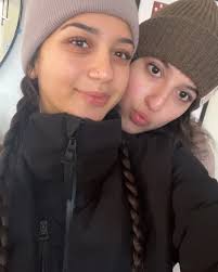 Hiiii!! My name is Ella and I'm from Portland Oregon! I just got off the  waitlist and am fully committed to UMiami and I'm majoring in criminology  in the fall. I also