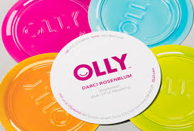 These business cards can easily integrate a round logo or seal on the round side and are great for suggesting movement. 100 Recycled Eco Friendly Round Business Cards Printing Award Winning Greenerprinter