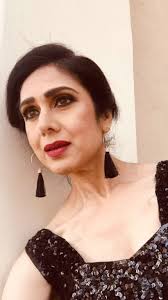 The new year of 2025 is making me feel very energetic and vibrant. It was  fun experimentally stringing together some random shots of BTS taken when I  was filming a short dance