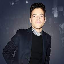 Do you think this fashion rule was made to be broken? The Right Way To Wear Black And Navy At The Same Time Gq