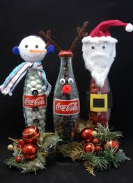 Grinch christmas decorations to make. Two Diy Grinch Christmas Ornaments An Easy Tutorial