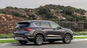 It will compete against suvs in its segment and higher too. Hyundai Santa Fe Suv Launch Hyundai Santa Fe Undergoes Dramatic Makeover In Facelift Times Of India