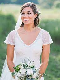 29 Stunning Wedding Hairstyles For Short Hair Straight Wedding Hair Short Wedding Hair Wedding Hair Half