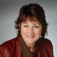 Suzanne Heflin's Instagram, Twitter & Facebook