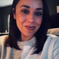 Dianne Robles's Instagram, Twitter & Facebook