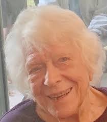 Mary Muszynski's Instagram, Twitter & Facebook