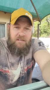 Kaas Bra jy het oor die jare soveel van ons laat lag met jou videos en soms  ook waardevolle lewenslesse soos hierdie video geplaas. Jy los 'n groot  leemte in baie van ons se harte en ons innige ...