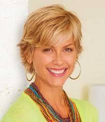Many women wear their hair like an accessory and go with the shorter tresses. Cute Short Hair Styles For Women