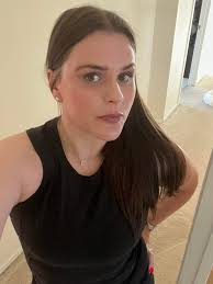 Today's look.. I really wish to learn how to do eye makeup bcs I'm verry  bad at it XD but I'm practicing everyday when I return home from school,  I'll soon be