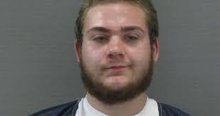 Dustin Logsdon's Instagram, Twitter & Facebook