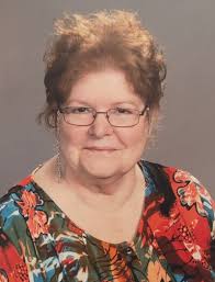 Kathy Raasch's Instagram, Twitter & Facebook