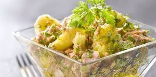 Salade De Pommes De Terre Au Thon En Vinaigrette Recettes Recette Salade Pomme De Terre Salade Pomme Pomme De Terre