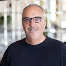 Marty Ross's Instagram, Twitter & Facebook