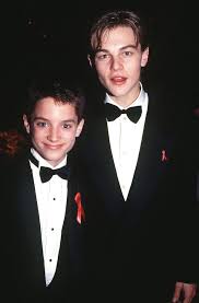Batgrrl F Ckyeah1990s I Forgot To Post This Yesterday Elijah Wood And Leonardo Dicaprio At The 1994 Academy A Leonardo Dicaprio Elijah Wood Young Actors