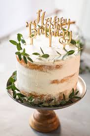 Eine Torte Zum Geburtstag So Einfach Gelingt Sie Mit Bildern Kuchen Ohne Backen Geburtstagstorte Tortendeko