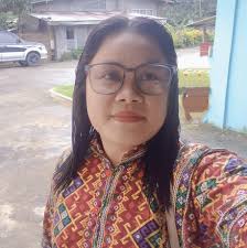 Soil Science High-pH soil which has relatively low soluble salts but high  in exchangeable sodium. A. Sodic B. Acidic C. Saline D. Saline-acidic A  method broadcasting fertilizer materials over a standing crop.